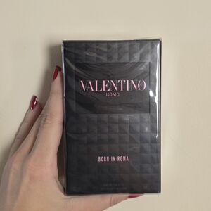 Valentino Uomo Born in Roma Eau de Toilette